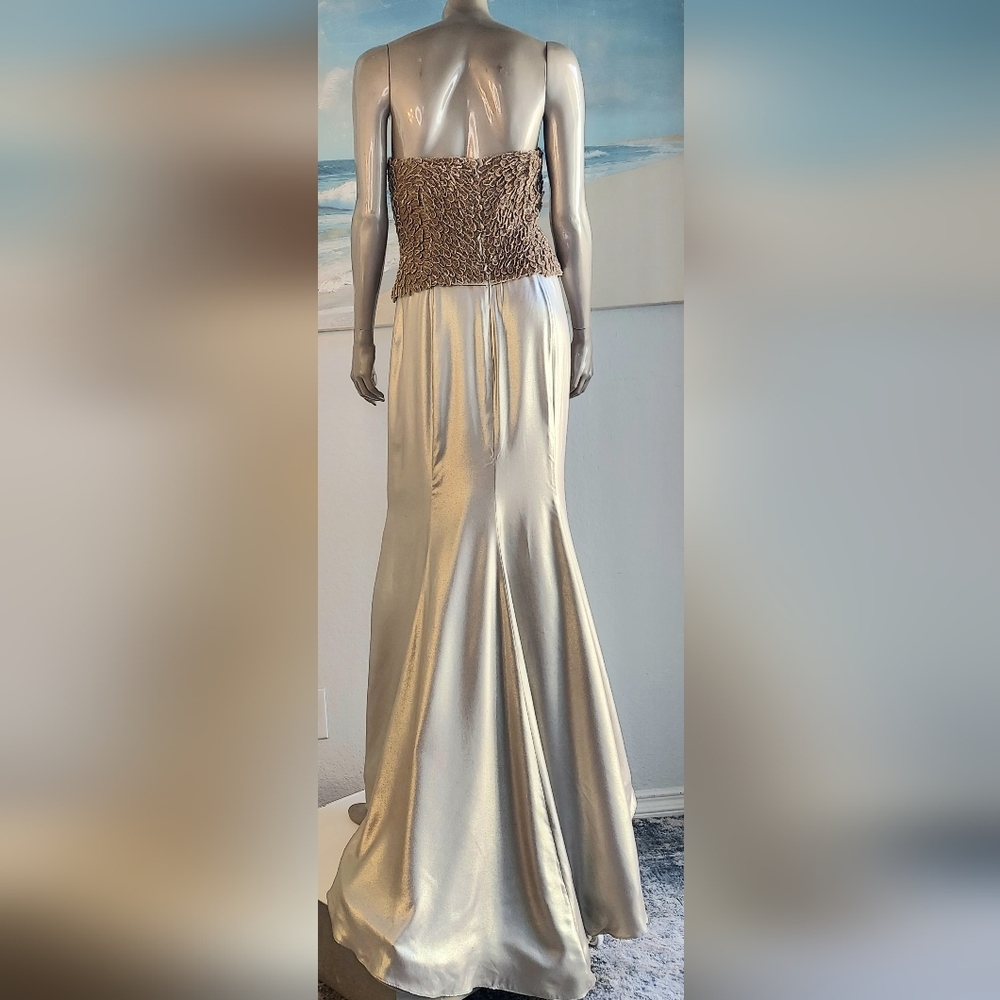 *$8,000 OSCAR DE LA RENTA SILK GLOWING BEAUTY GOLDEN BEAD RUNWAY GOWN US 10 - Picture 11 of 15